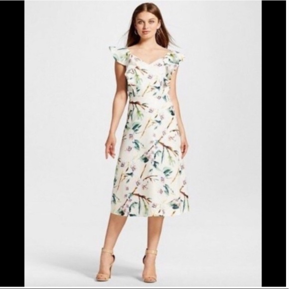 J by J.O.A. Floral Knee length A line Dress with Ruffled sleeves - Picture 1 of 10